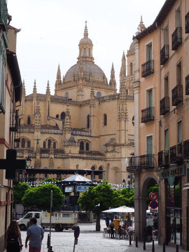       ,, ,      ,   , -      .