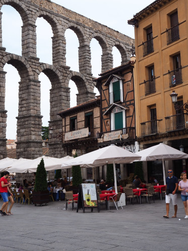   -     '',      .  (6-)   .      -       .