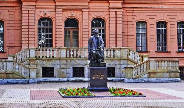 Университет имени Лесгафта останется в центре Петербурга Телеканал Санкт-Петербу