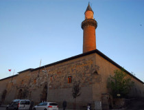 Большая мечеть (Улу Джами)
