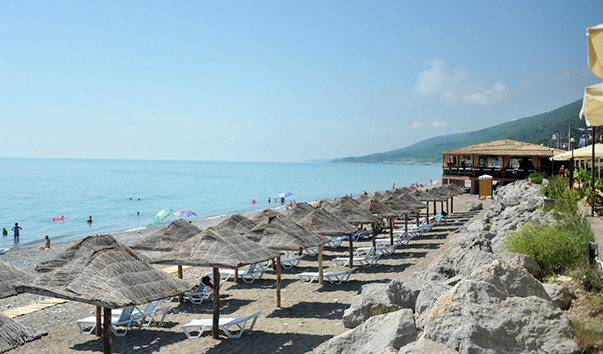 пляж Quotдельфинquot в лазаревском описание фото