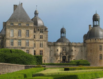 Замок Отфор