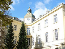 Бизнес-школа Лаудер