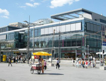 Торговый центр Kugelhaus am Wiener Platz