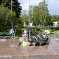 Цоколь резной из габбро-диабаза Жигулевск Эконом памятник Волна в камне Ноябрьск