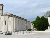 Площадь 40 мучеников в Губбио