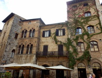 Дворец Тортоли-Треччани