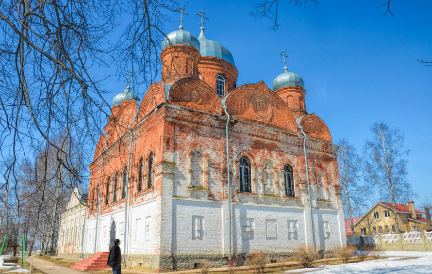Кирпичная Церковь