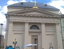 Лютеранская церковь на площади Деак
