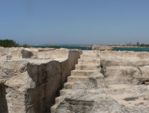 Руины старинного поселения Макронисос