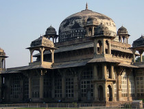 Гробница Гхаус Мохаммеда