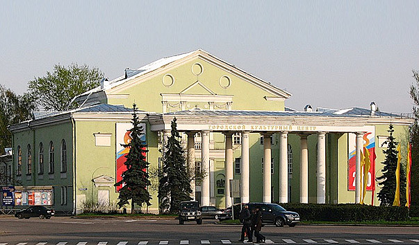 Городской культурный центр, +7 811 266-26-40, пл. Победы, 1, Pskov, Pskovская об