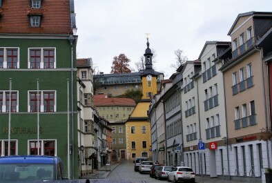 photo 1567828