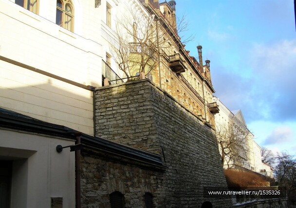 photo 1587798
