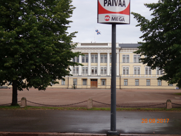 photo 1568518