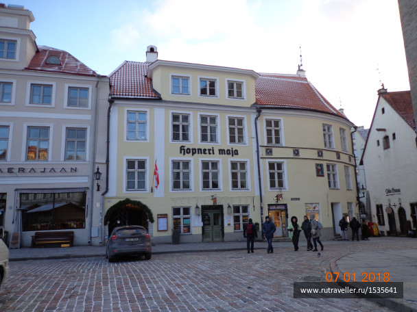 photo 1588966