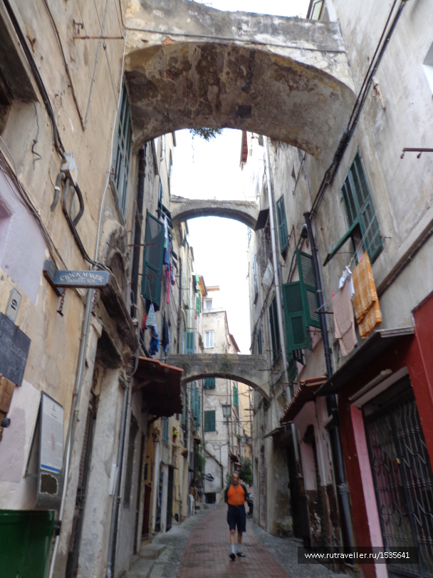photo 1589014