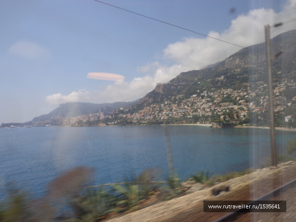 photo 1589037
