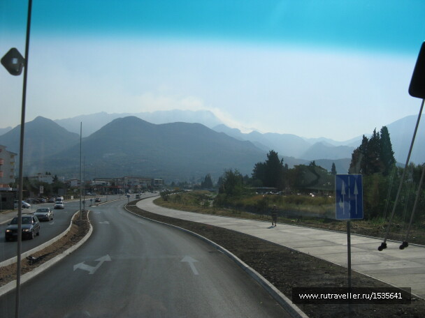 photo 1589843