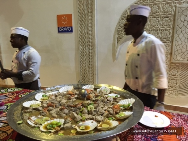 photo 1572918