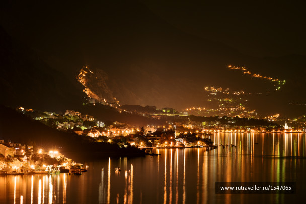 photo 1587430