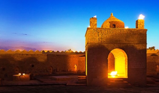 Hram_Ateshgjah_v_Baku_5
