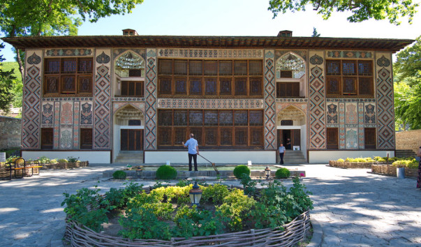 sheki-khans-house1