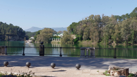 photo 2057946