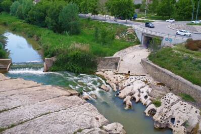 photo 2130952