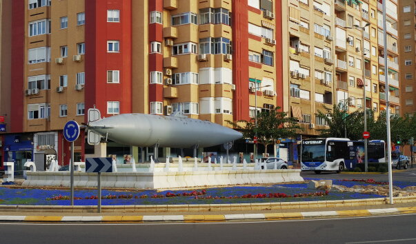 LOLA6200.jpg