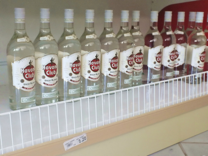 638640_730x497 Особенности национального шопинга (Куба)