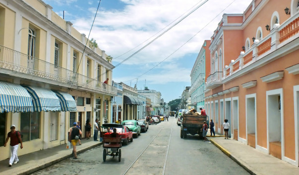 Улочки Сьенфуэгоса, Куба
