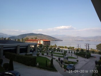 photo 1581820