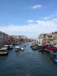 photo 1485255