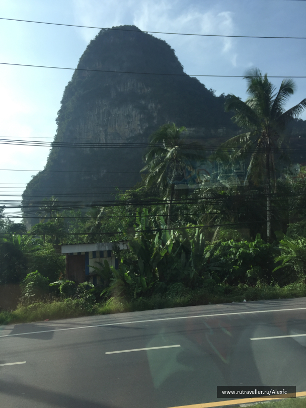 photo 1566867
