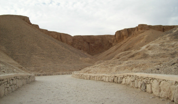 LUXOR0379