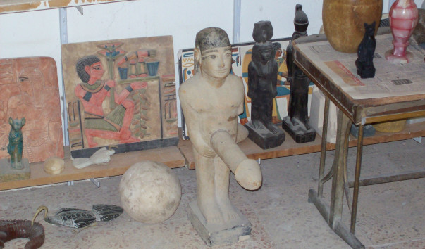 LUXOR0329