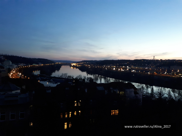 photo 1445667