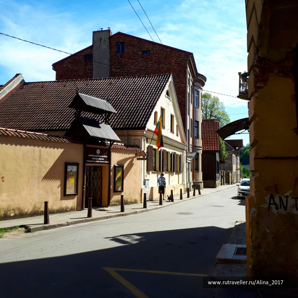 photo 1626438
