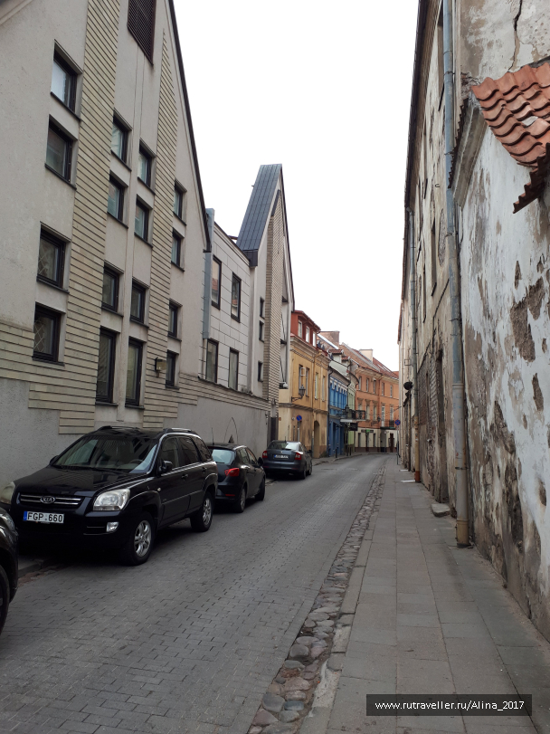 photo 1631518