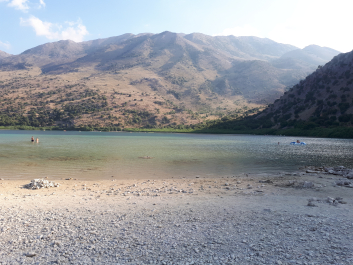 photo 1645336