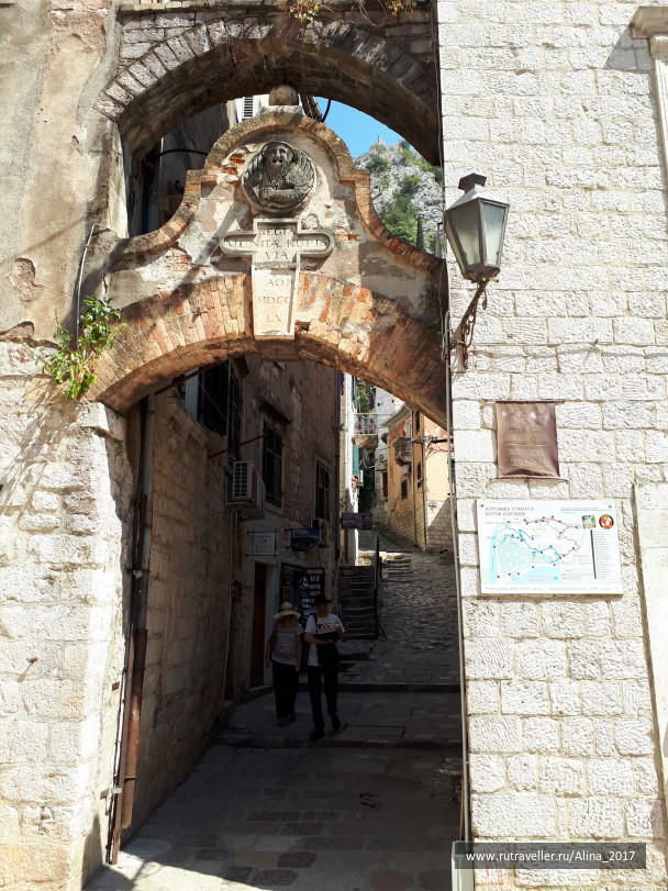 photo 1671861