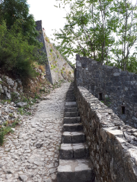 photo 1671878