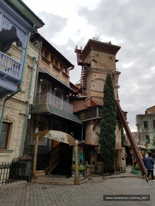 photo 1747892