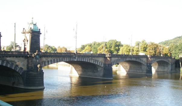 Прага