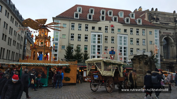 photo 1421903