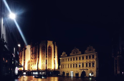photo 1591770