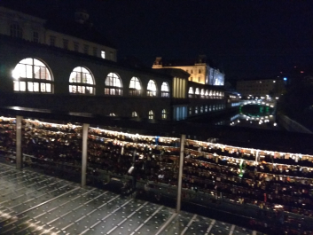 photo 1814825