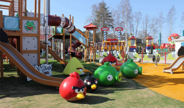 angry_birds_theme_park_002