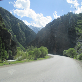 Киргизия, дорога от Бишкека до г. Ош, май 2016